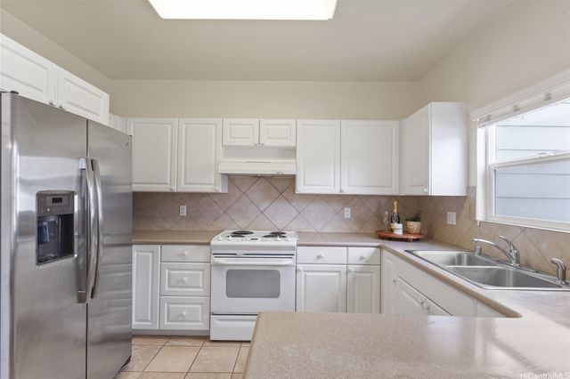 91-2084 Kaioli Street 3705, Ewa Beach, HI 96706