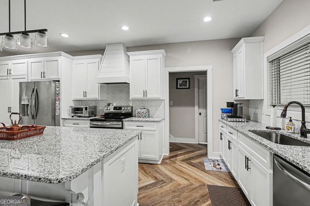 1505 Willis Road, Barnesville, GA 30204