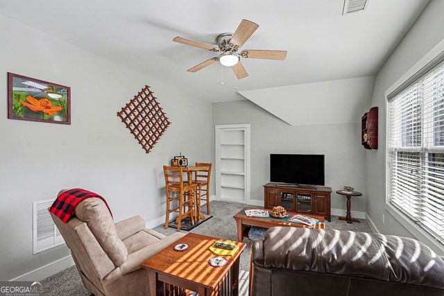 1505 Willis Road, Barnesville, GA 30204