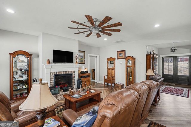 1505 Willis Road, Barnesville, GA 30204