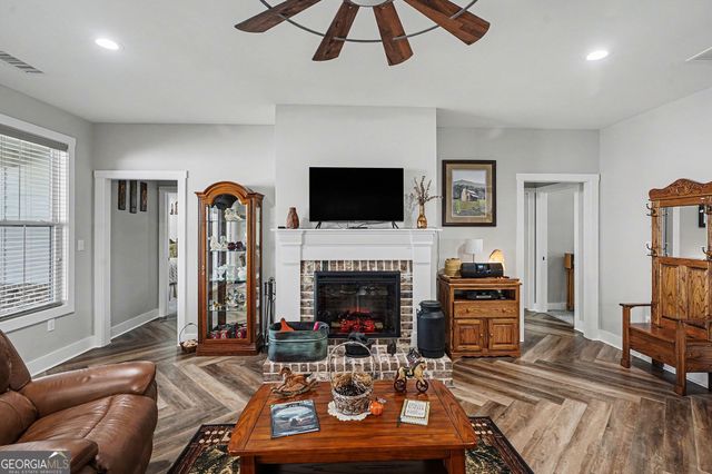 1505 Willis Road, Barnesville, GA 30204