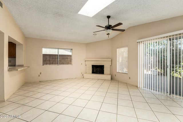 938 E DRIFTWOOD Drive, Tempe, AZ 85283