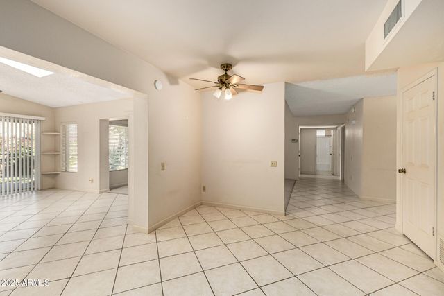 938 E DRIFTWOOD Drive, Tempe, AZ 85283