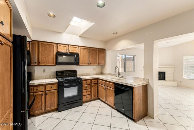 938 E DRIFTWOOD Drive, Tempe, AZ 85283