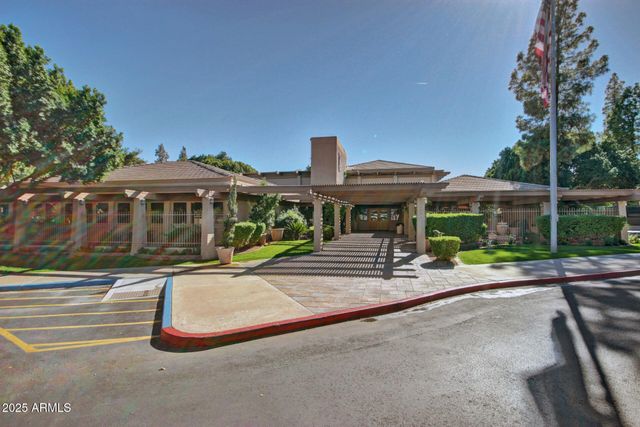 938 E DRIFTWOOD Drive, Tempe, AZ 85283