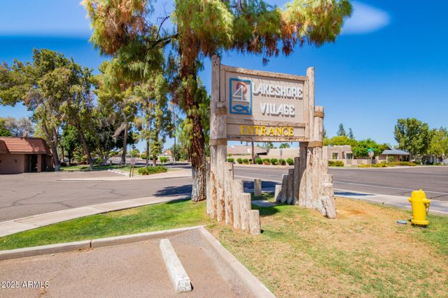 938 E DRIFTWOOD Drive, Tempe, AZ 85283