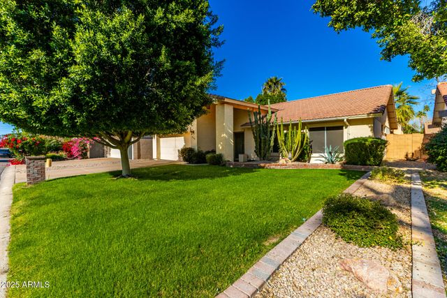 938 E DRIFTWOOD Drive, Tempe, AZ 85283