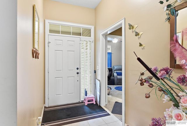 5951 N 92nd Avenue, Omaha, NE 68134