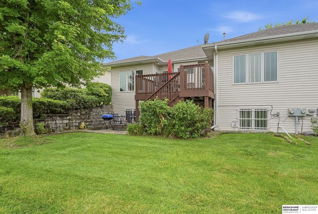 5951 N 92nd Avenue, Omaha, NE 68134