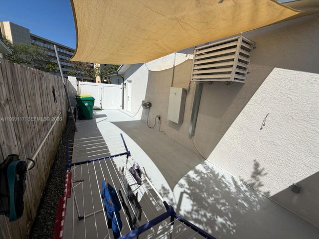 426 SE 3rd Street, Dania Beach, FL 33004