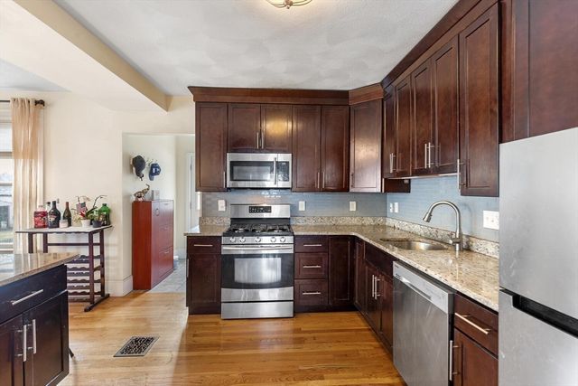 10 Columbus Ave, Saugus, MA 01906