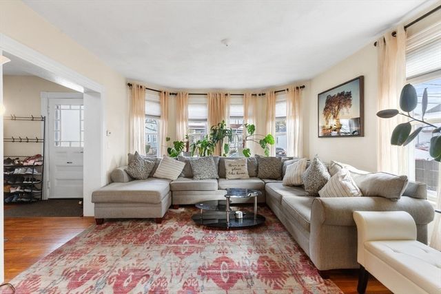 10 Columbus Ave, Saugus, MA 01906