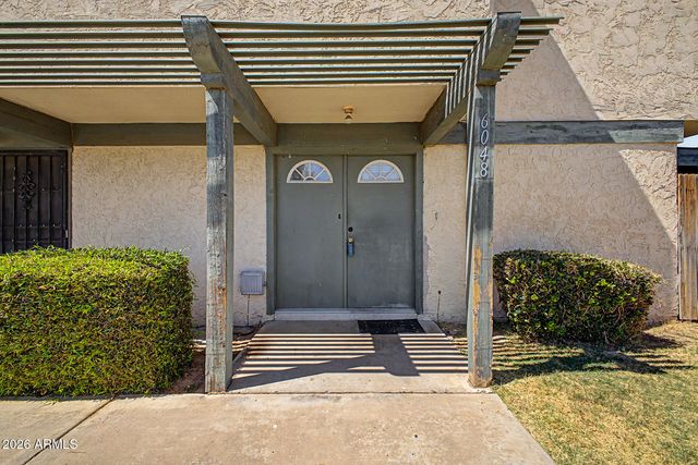 6048 W GOLDEN Lane, Glendale, AZ 85302