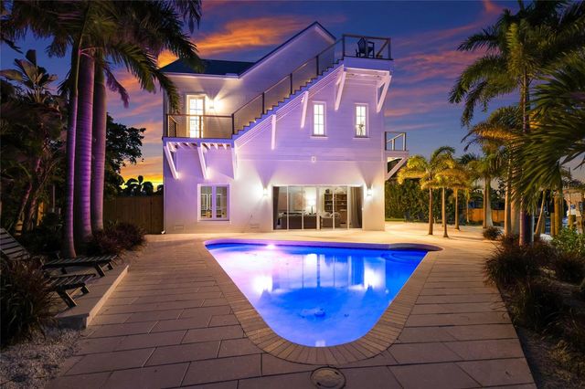 511 59TH STREET, Bradenton Beach, FL 34217