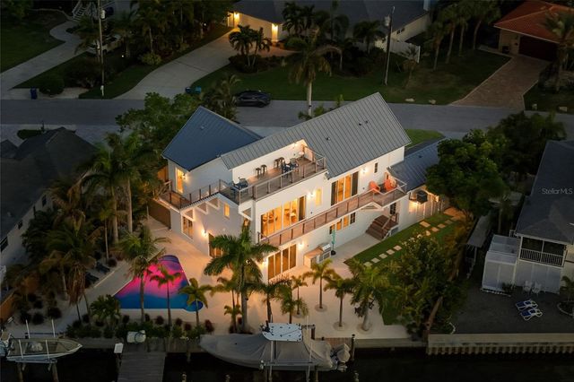 511 59TH STREET, Bradenton Beach, FL 34217