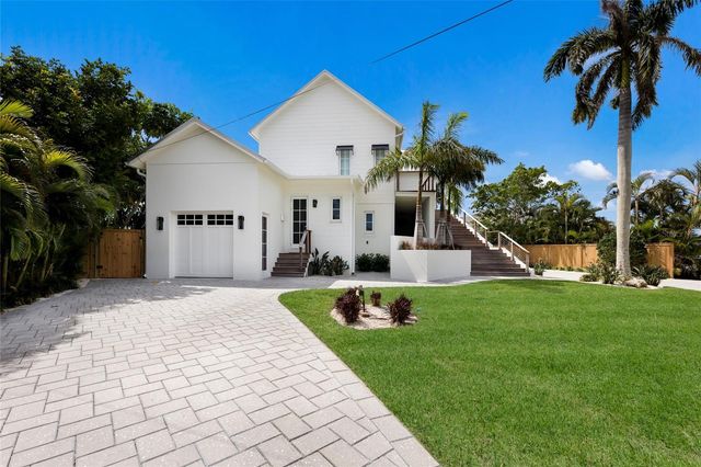 511 59TH STREET, Bradenton Beach, FL 34217