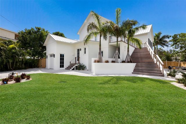 511 59TH STREET, Bradenton Beach, FL 34217