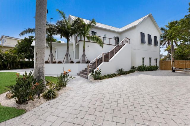 511 59TH STREET, Bradenton Beach, FL 34217