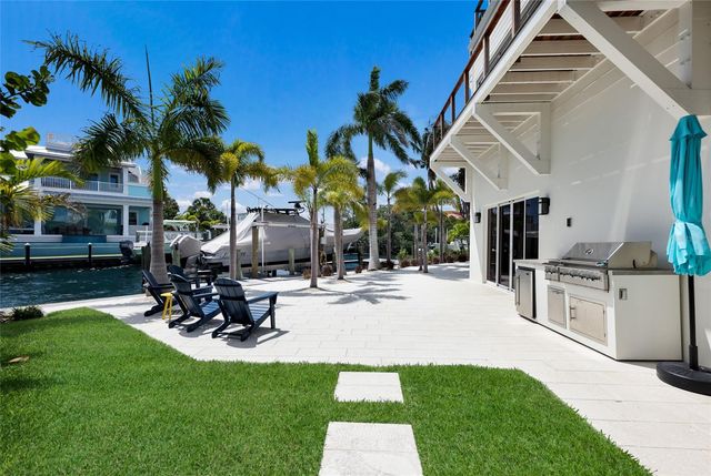 511 59TH STREET, Bradenton Beach, FL 34217
