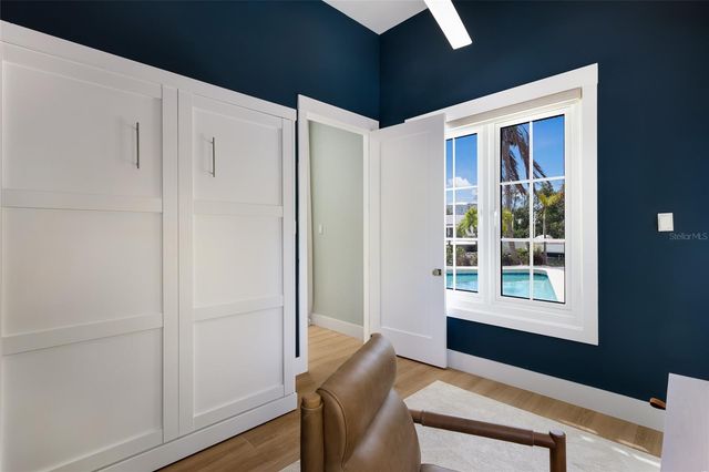 511 59TH STREET, Bradenton Beach, FL 34217