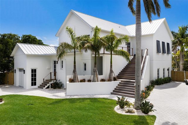 511 59TH STREET, Bradenton Beach, FL 34217