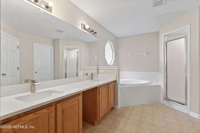 3119 MAJESTIC OAKS Lane, Green Cove Springs, FL 32043