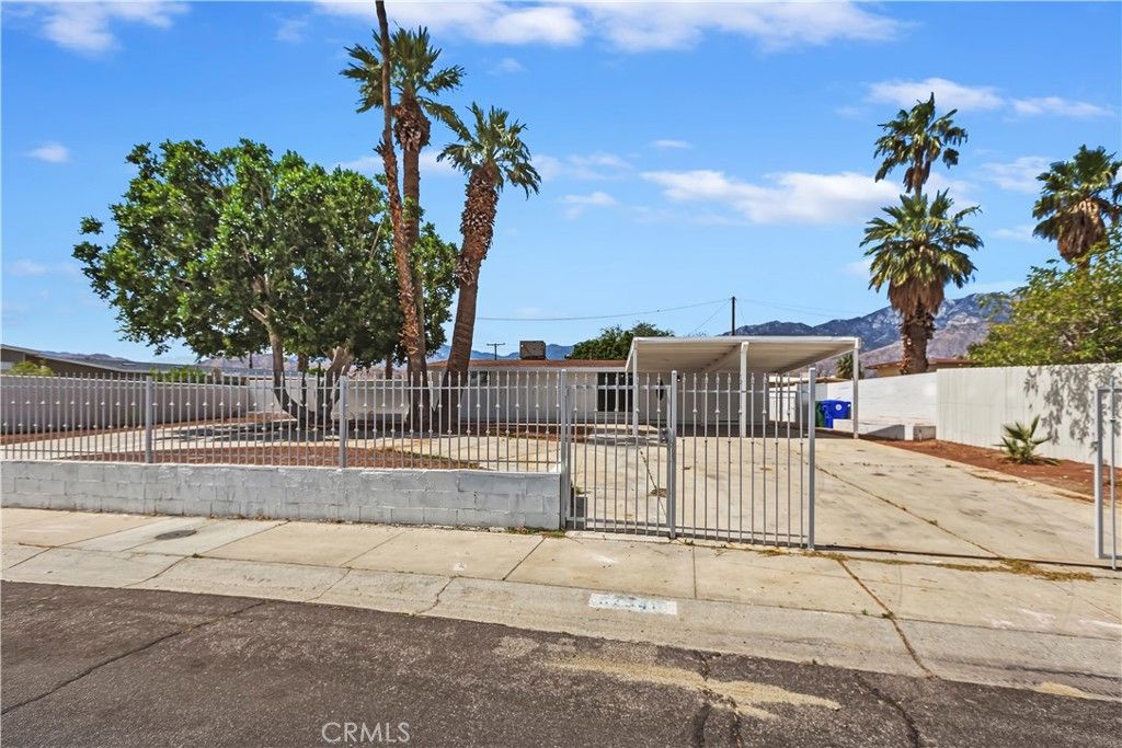 Image 8 of property listing at 67346 Mission Court, Cathedral City, CA 92234