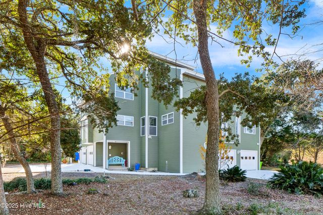 111 Cutlass Drive, Holly Ridge, NC 28445