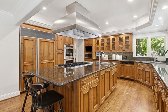90 Holbrook Lane, Atherton, CA 94027