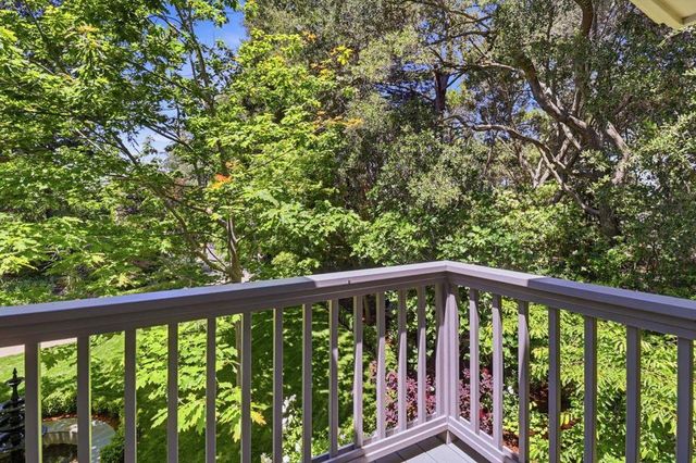 90 Holbrook Lane, Atherton, CA 94027