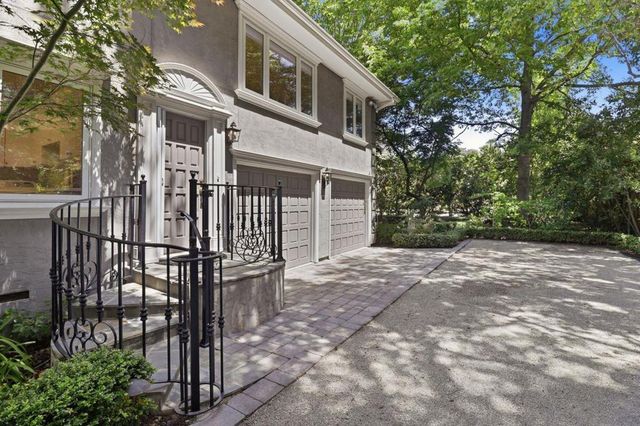 90 Holbrook Lane, Atherton, CA 94027