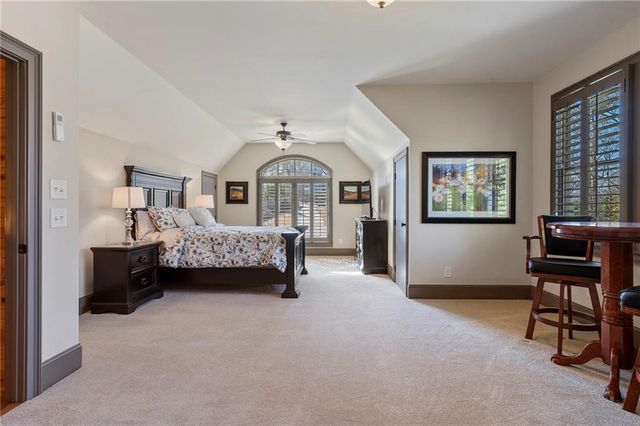6402 Lakeview Drive, Buford, GA 30518