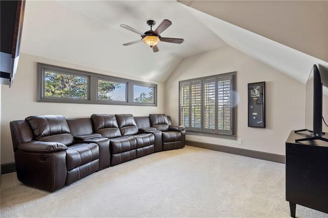 6402 Lakeview Drive, Buford, GA 30518