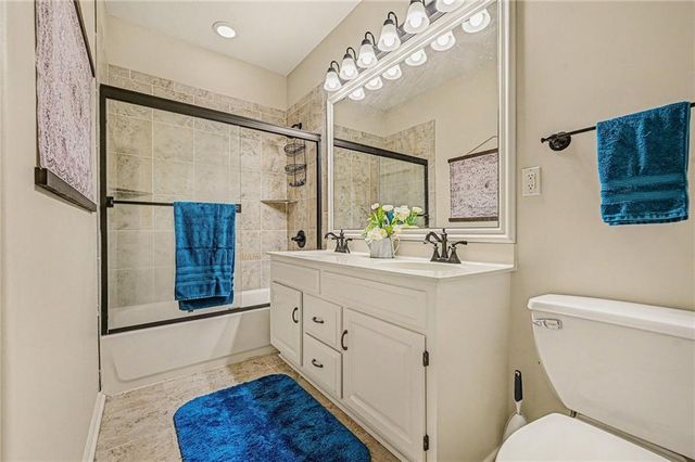 17450 NW 130th Terrace, Platte City, MO 64079