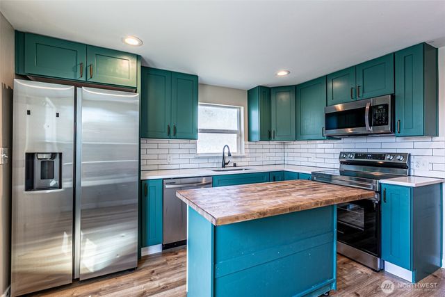 516 S 57th Street, Tacoma, WA 98408