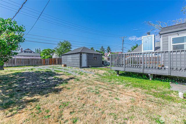516 S 57th Street, Tacoma, WA 98408