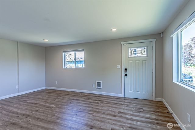 516 S 57th Street, Tacoma, WA 98408
