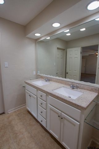 4016 Pollard Dr, Tyler, TX 75701