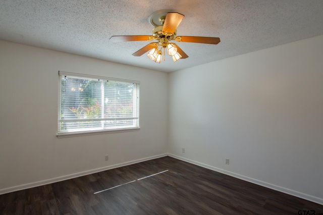 4016 Pollard Dr, Tyler, TX 75701