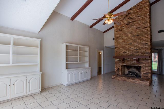 4016 Pollard Dr, Tyler, TX 75701