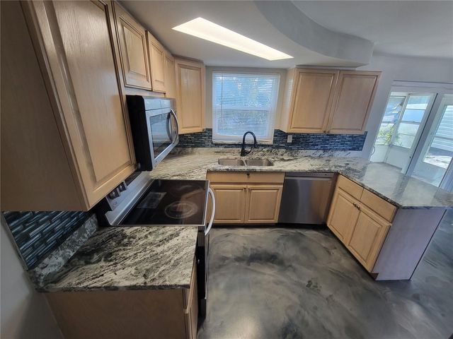 4214 RIDGEFIELD AVENUE, Holiday, FL 34691