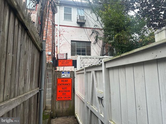 1620 WISCONSIN AVE NW, Washington, DC 20007