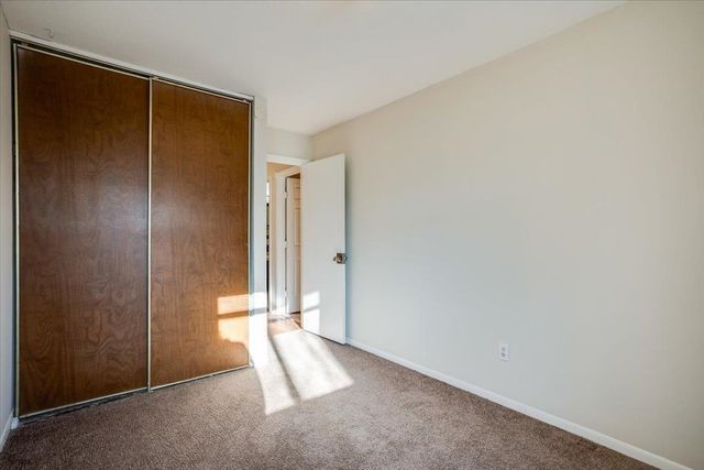 504 S Paula Ave, Wichita, KS 67209