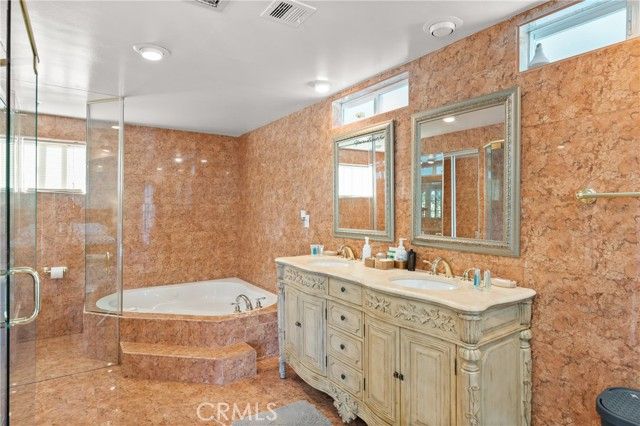 6045 Sausalito Avenue, Woodland Hills (los Angeles), CA 91367