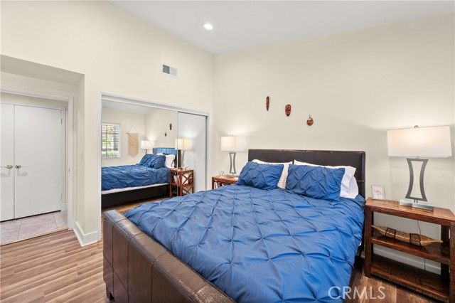 6045 Sausalito Avenue, Woodland Hills (los Angeles), CA 91367