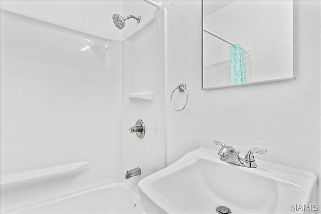 223 N 8th Street, Belleville, IL 62220