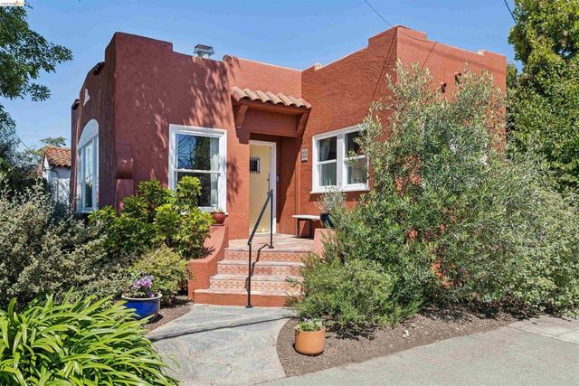 3031 Barrett Ave, Richmond, CA 94804