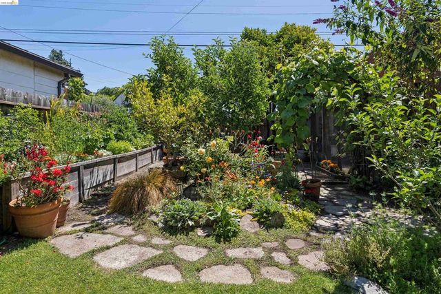 3031 Barrett Ave, Richmond, CA 94804