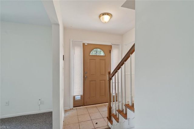 195 Bentley DR, Newport News, VA 23602