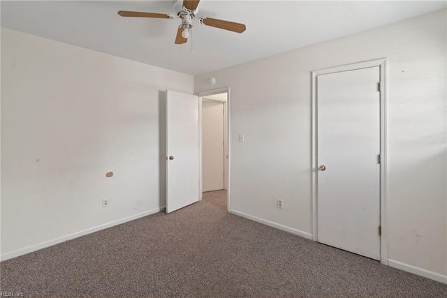 195 Bentley DR, Newport News, VA 23602